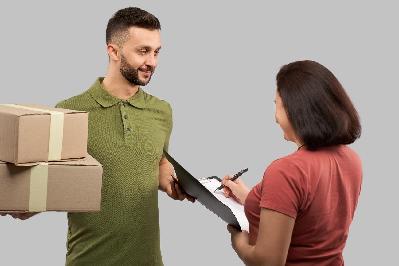Garantias e Políticas de Troca: O que Considerar ao Comprar Brindes Personalizados