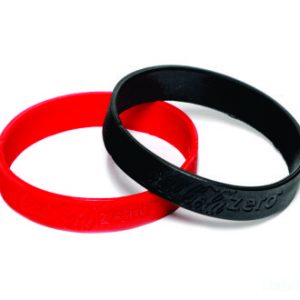 Pulseira de borracha com gravação em baixo relevo
