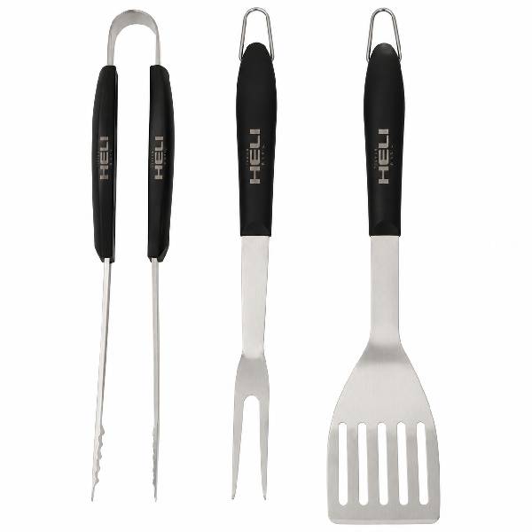 Utensílios para fazer churrasco