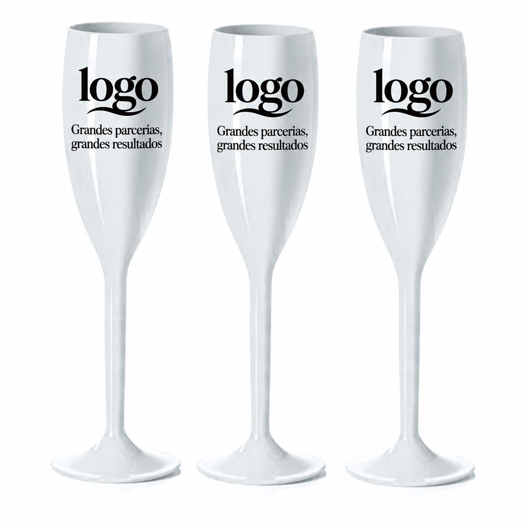Taças personalizadas para casamento