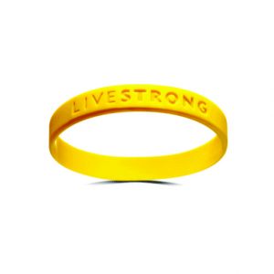 Pulseira de silicone com gravação em baixo relevo