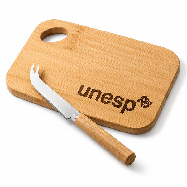 Kit Churrasco Com Tábua Personalizada
