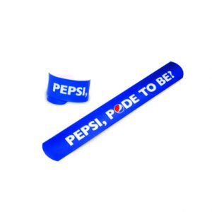 Pulseira bate-enrola de silicone
