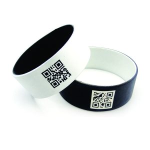 Pulseira de silicone larga com QR-Code